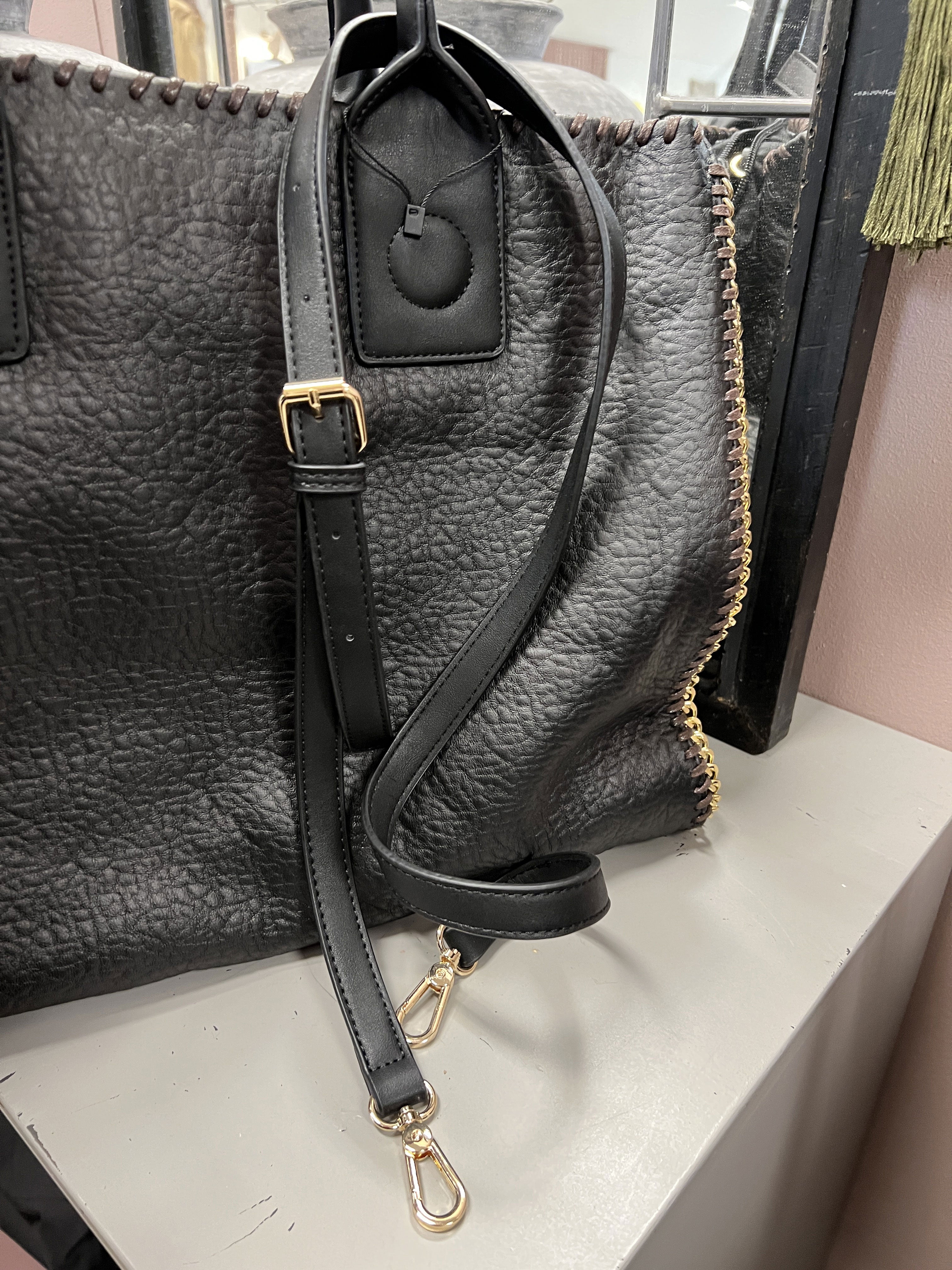 Lena - Sort shopper taske med guldkæde